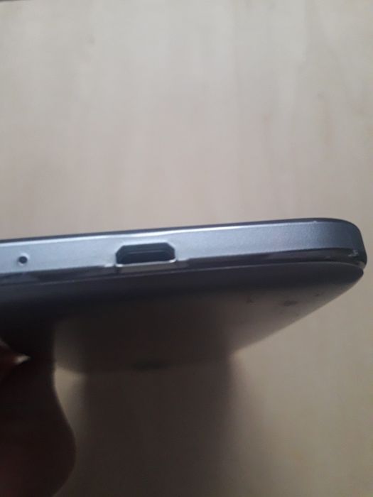 Telefon Samsung SM-G361F (2017)