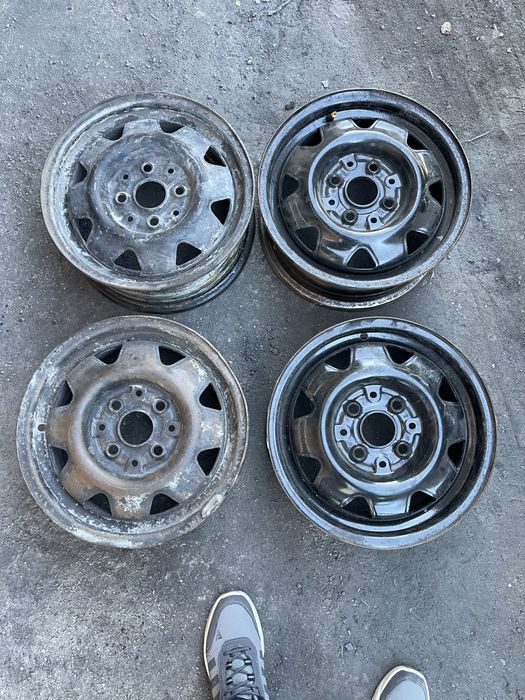 Продам диски ауди размер 4/108/14