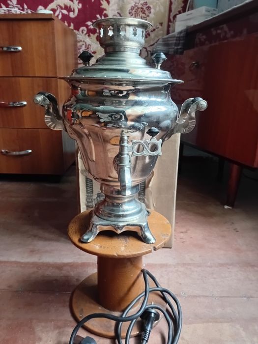 Электрический самовар СССР новый в коробке.