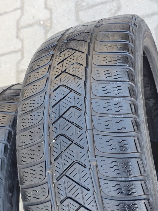 205 40 17 Pirelli