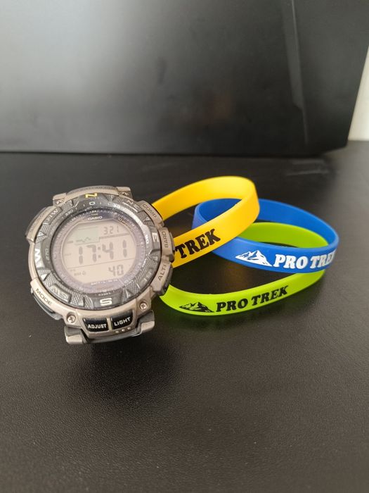 Часовник Casio Pro Trek PRG-240T