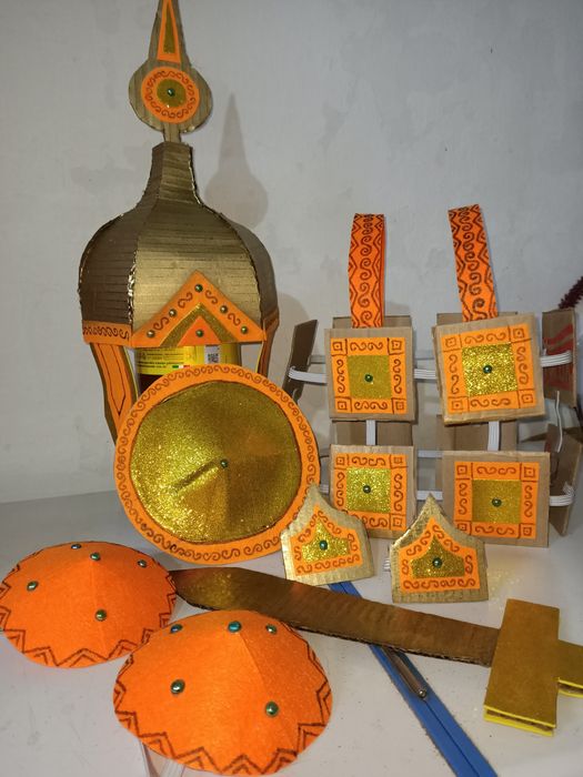 Күзгі баллға сән үлгісіне "Батыр" киімі.