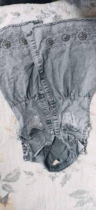 Джинсовый комбинезон и платье для девочки