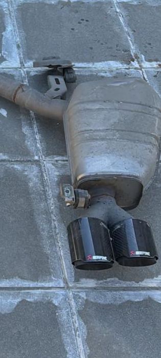 Evacuare dublă  bmw f10 f11 tipsuri akrapovic