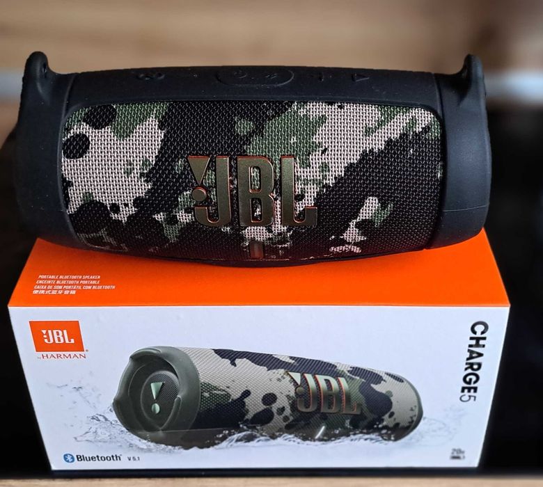JBL Charge 5 колонка