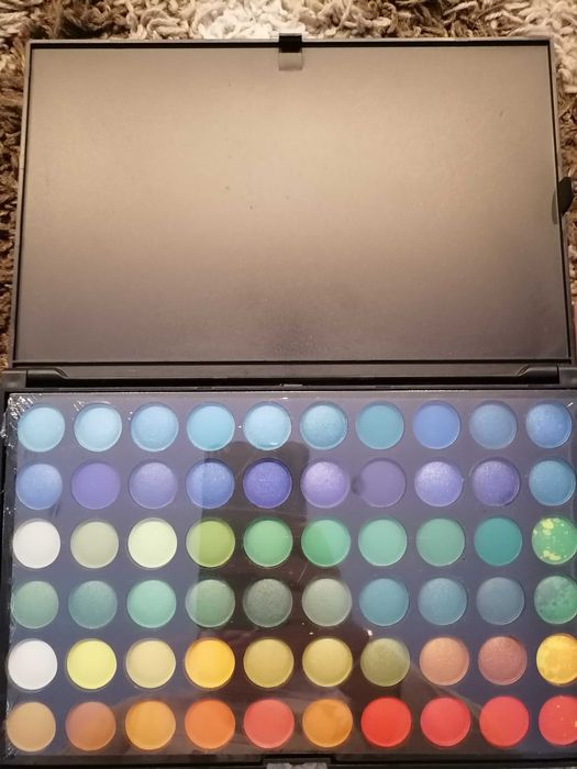Грим Kylie, the Balm, HUDA