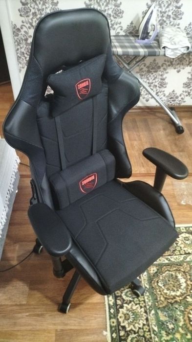 Игровой ноутбук Lenovo