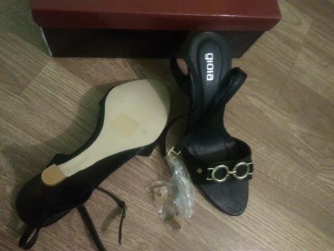 Дамски обувки   .