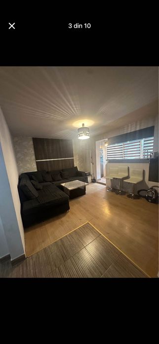 Închiriez apartament