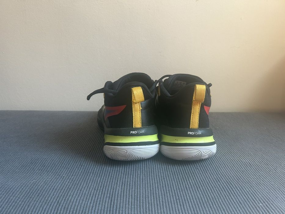 Оригинални маратонки