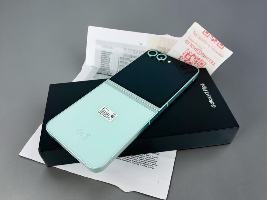 Samsung Galaxy Z Flip 6 5G 256GB 12RAM Mint Отличен!