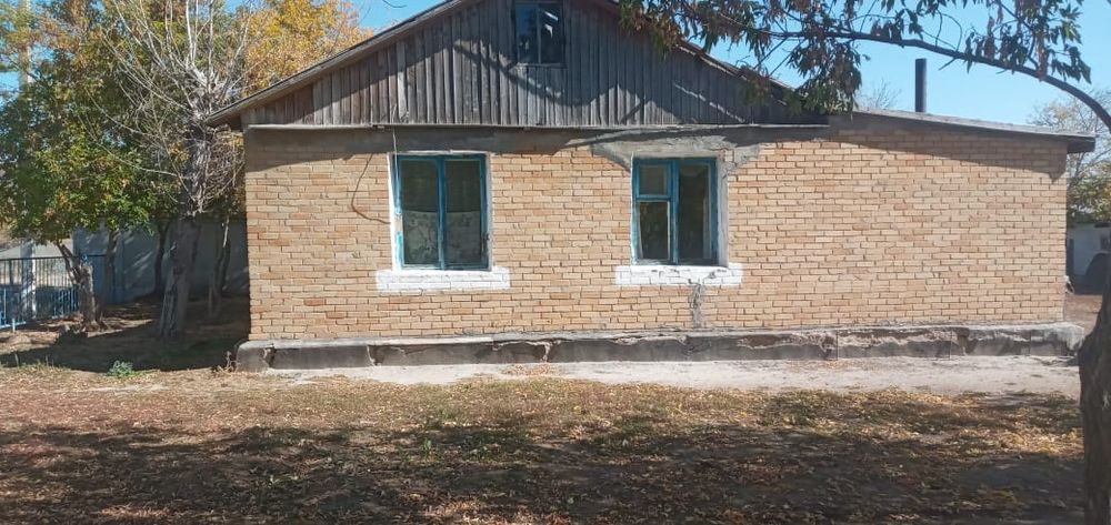 Үй сатылады. Продаётся дом