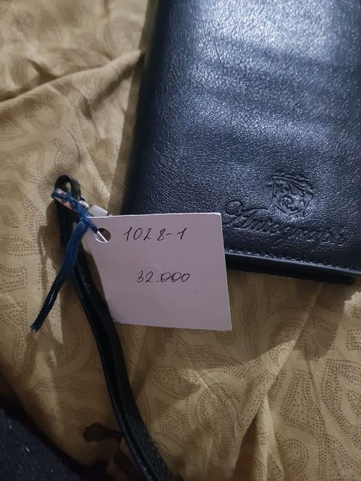 Продам портмоне  чистая кожа