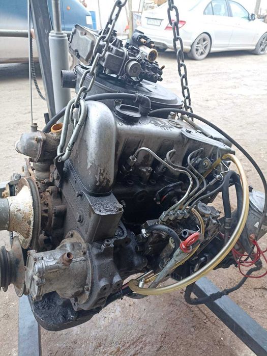 Двигател Мерцедес OM615