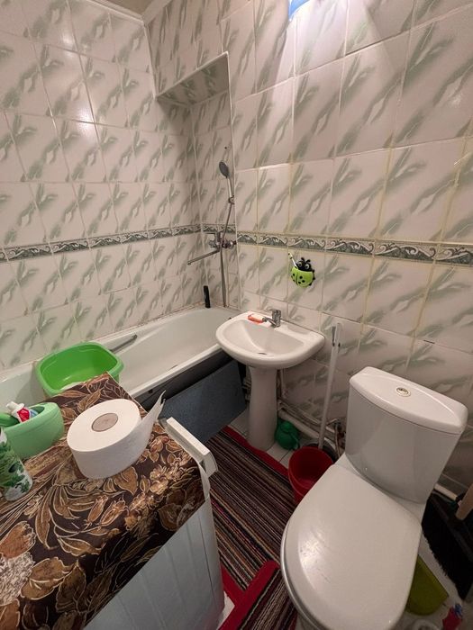 Продам 2комн  квартиру .