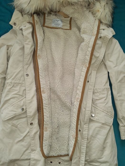 Зимно яке парка Bershka, размер L, бежово с пух