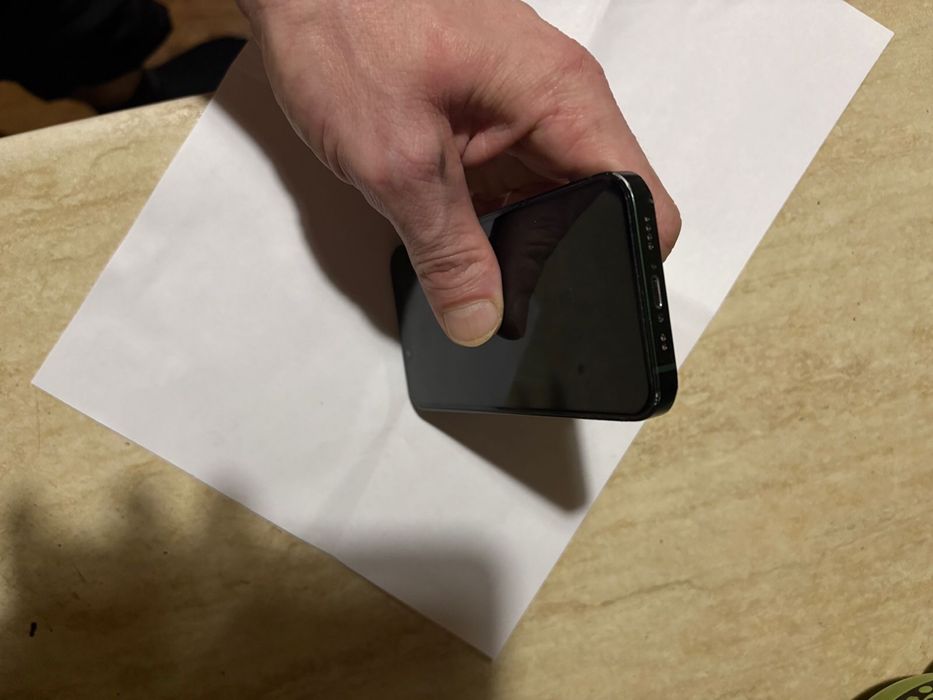 Iphone 13 mini в хорошем состояние