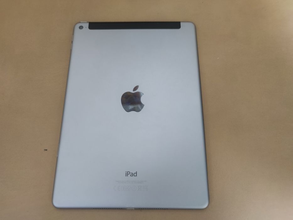 iPad Air 2 wi- fi + 4G - 64gb