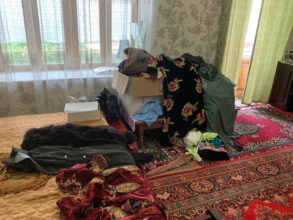 Kiyim kechaklar erkak va ayolarniki