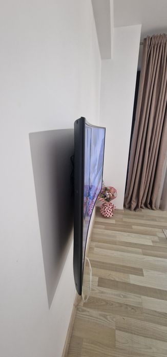 TV Samsung 139cm curbat