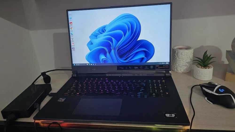 Laptop Gaming Asus ROG Strix G17 G713QR