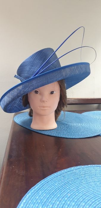 Pălărie pentru nuntă elegant