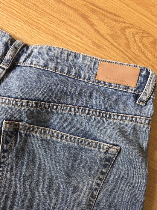 Дамски MANGO дънки с ръб