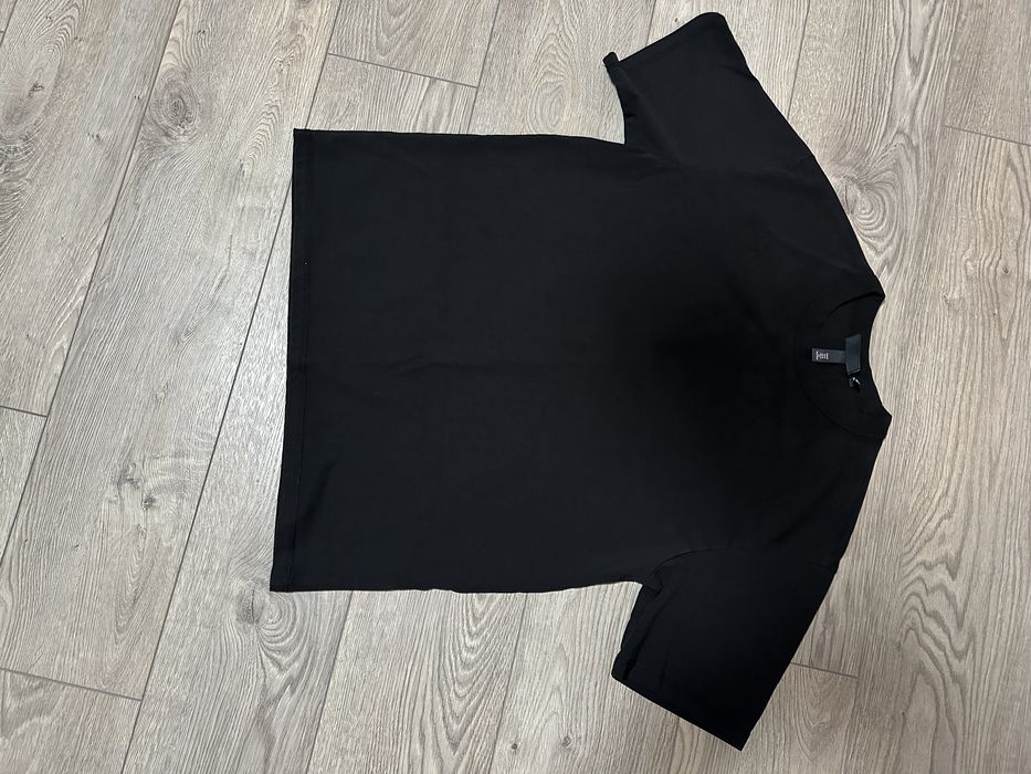 Тениска classic черна