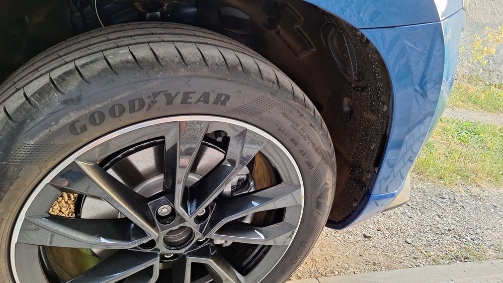 Goodyear Eagle F1 Asymmetric 5 215/50 R18 96W > 2024г. - за джип, SUV