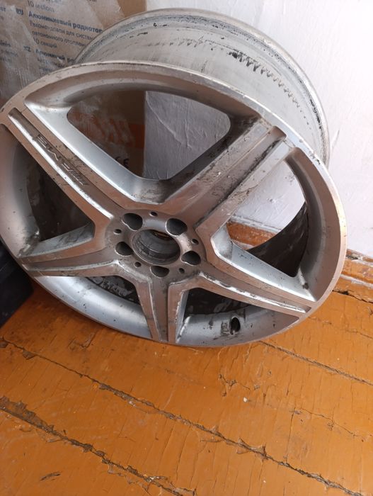Продам диск на Мерседес