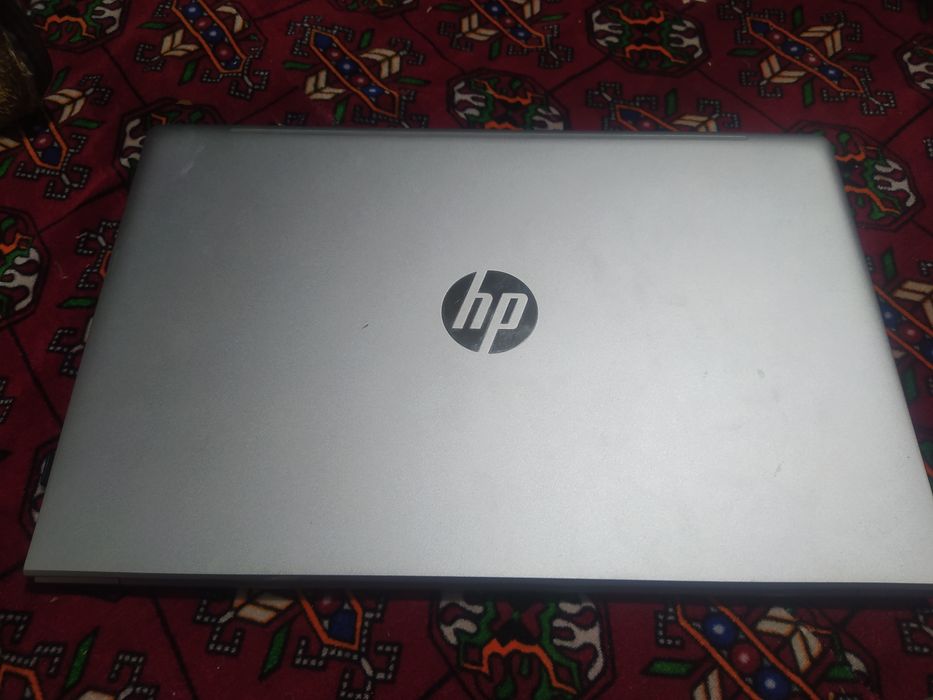 Noutbook HP srochnaga