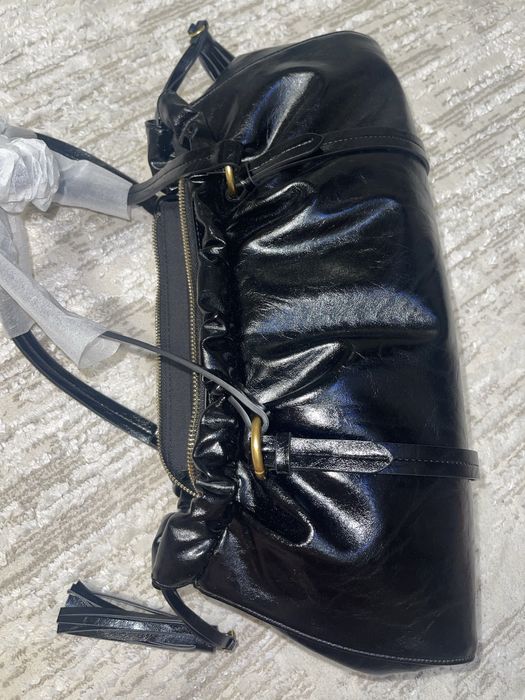 Сумка miumiu удобная