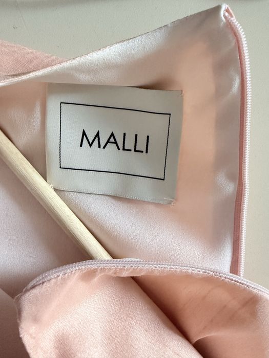 Платье длинное элегантное