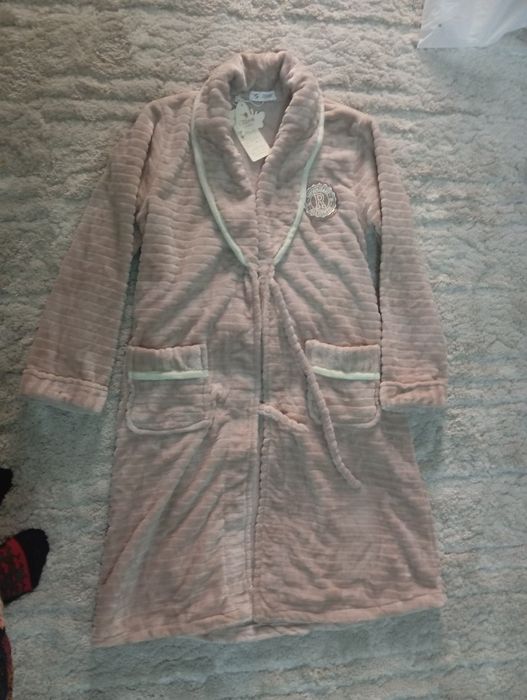 Муж. и женские Банни халат новие