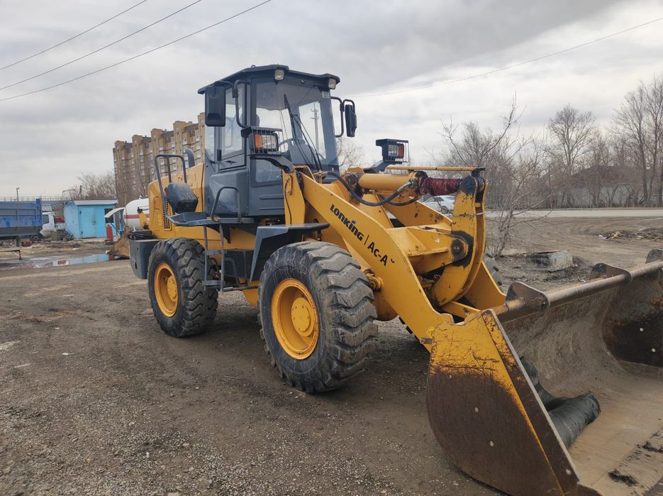 Продам погрузчик/фронтальный погрузчик