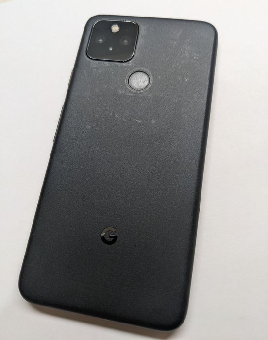 Продам смартфон Google pixel 5 на 128 ГБ