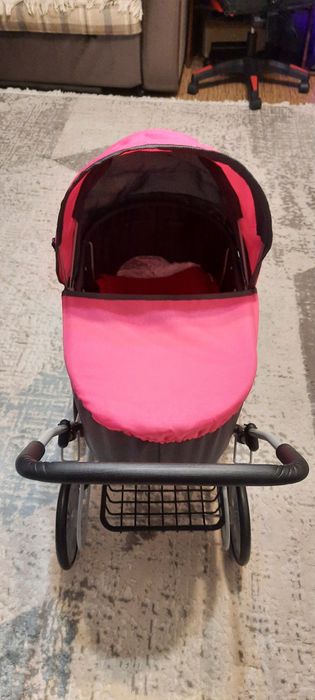 Коляска для кукол