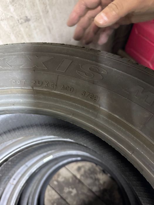 Шины зимние Maxis