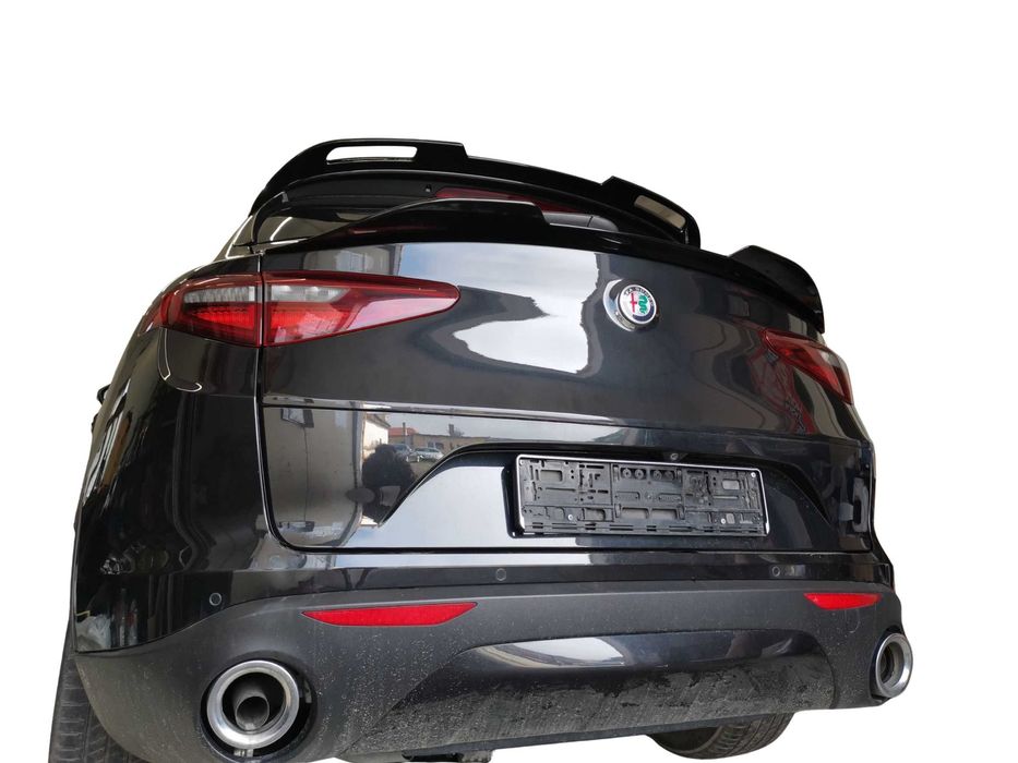 Eleron Portbagaj Alfa Romeo Stelvio - Negru Lucios