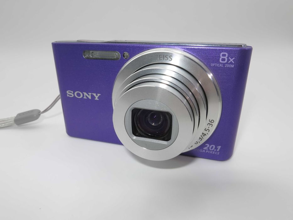 Sony W830 ултра компактен цифров фотоапарат, дигитална камера лилав цвят - 20 MP, работи отлично - като НОВА - пълен комплект
