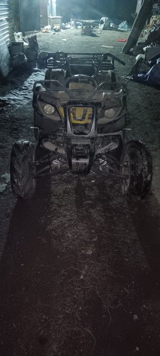 Продам квадроцикл без двиготель