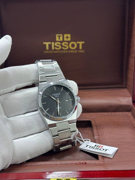 Продам часы Тиссот