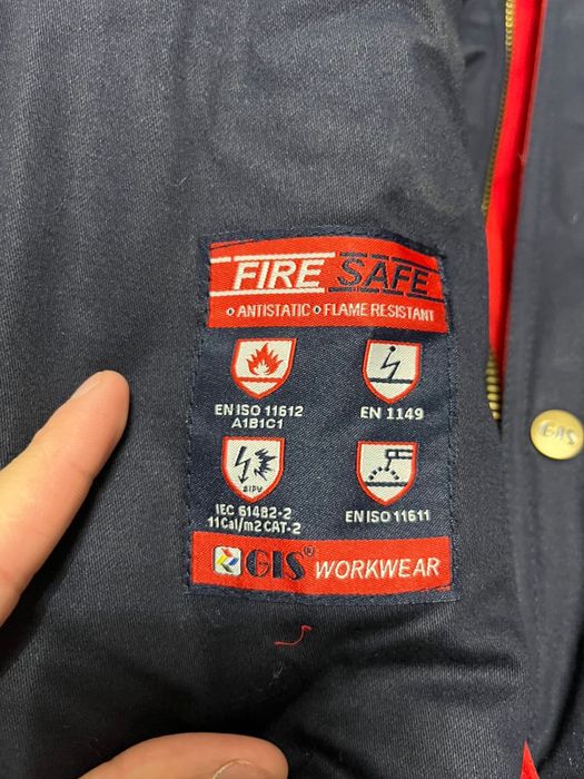 Огнеупорный одежда