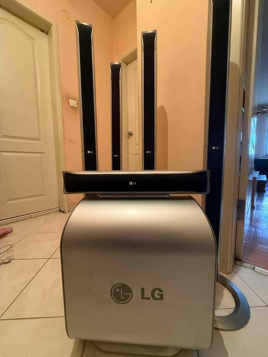 Система за домашно кино 5.1 LG
