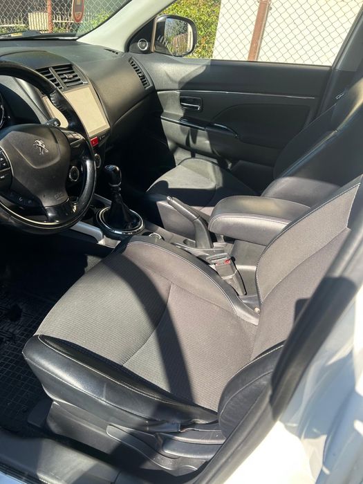 Vand Peugeot 4008, 2013