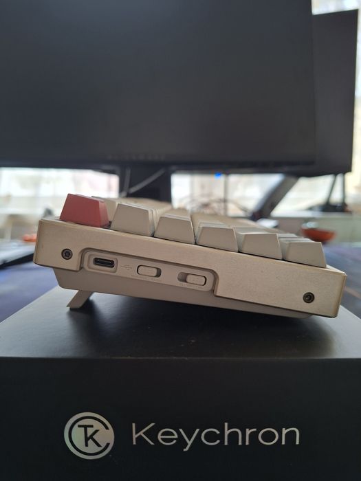 Tastatura keychron k8