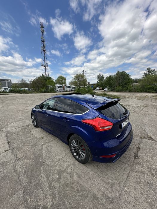 FORD Focus 2015 — imagine 11