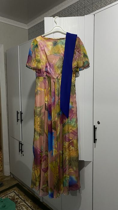 Вечерние платья длинные, женский