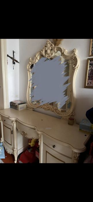 Срочно продаётся спальный гарнитур!