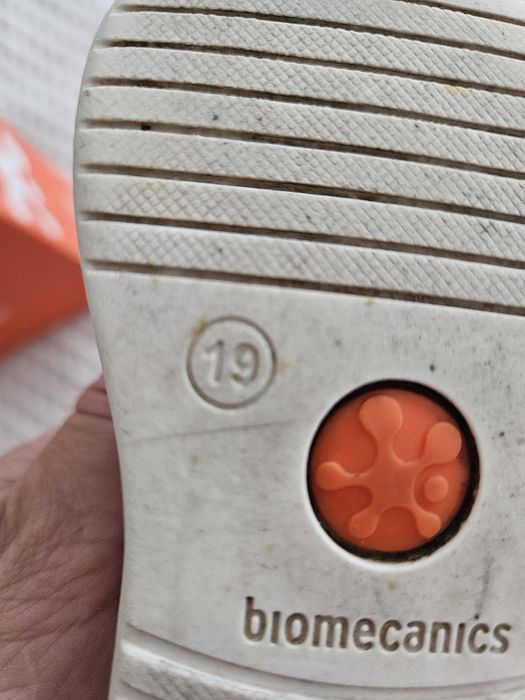 Biomecanics сандали  от естествена кожа No 19. H&M обувки No 18/19.